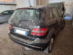 3#8520 Autovettura Mercedes B200 1.9D
