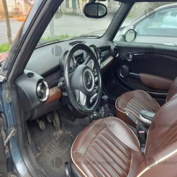 2#9068 Autovettura Mini Cooper cabrio