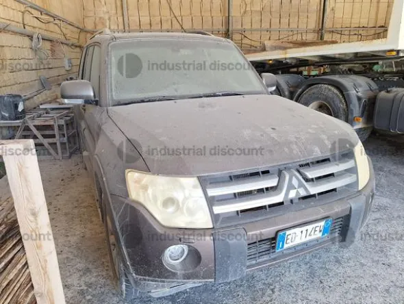27#10158 Autovettura Mitsubishi Pajero