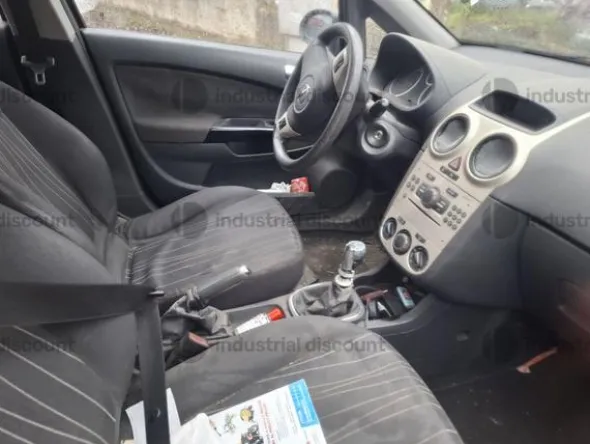 36#10047 Autovettura Opel