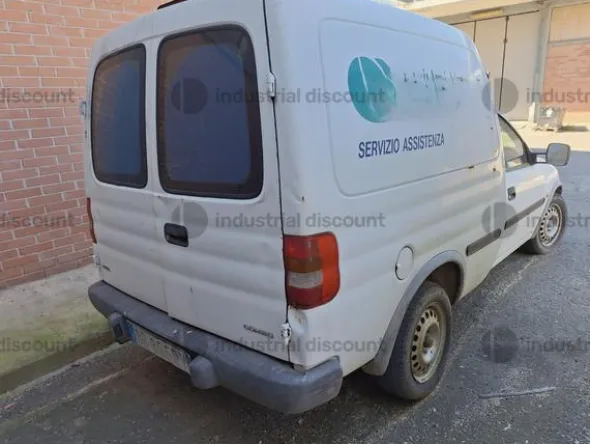 30#10019 Autovettura Opel Combo
