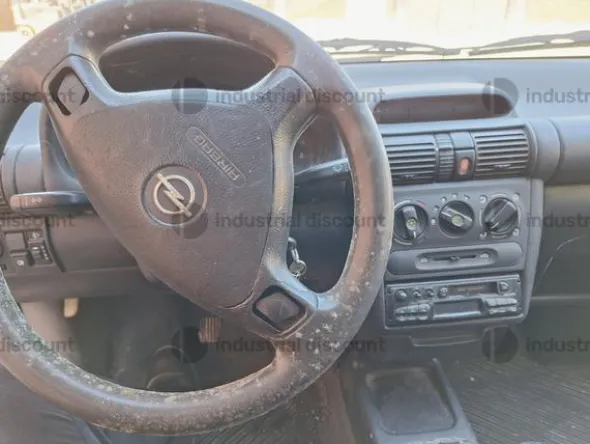 30#10019 Autovettura Opel Combo