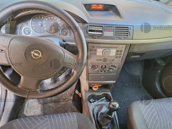1#9704 Autovettura Opel Meriva