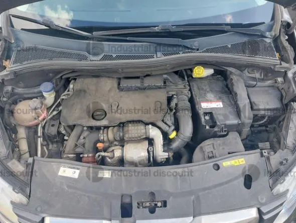 2#9812 Autovettura Peugeot