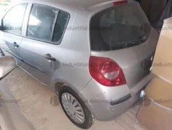 2#8749 Autovettura Renault Clio