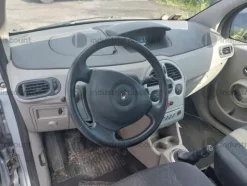 12#9453 Autovettura Renault Modus