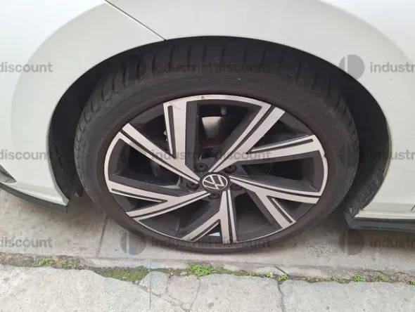 1#9708 Autovettura Volkswagen Golf