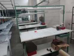 15#8883 Banchi da lavoro e carrelli