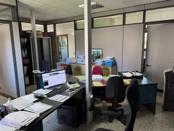 #2638457 Bari Ufficio Via Don Guanella 15/G con posto auto