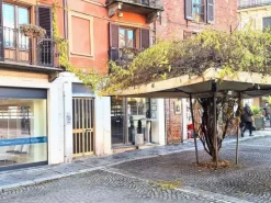 #25487 Bar su due livelli con dehor ad Asti in P.zza Statuto