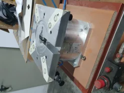 BASE PRESSA + ADATTORI E ACCESSORI PER INFISSI