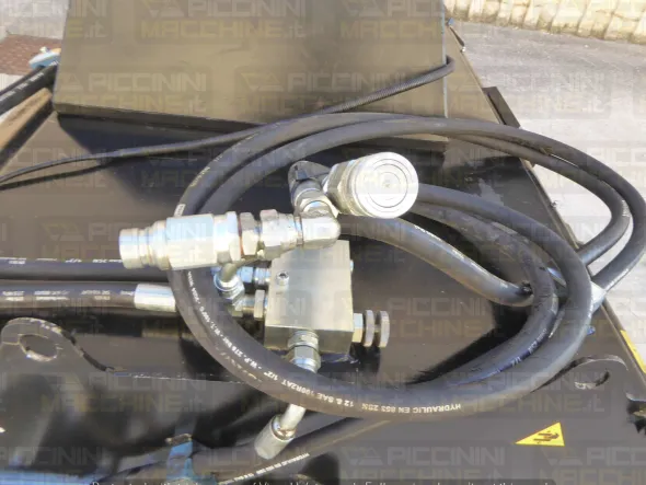 Benna spazzatrice Sima SPZ180