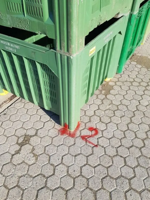 102#5715 Bins per frutta e verdura