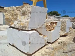 5#10256 Blocchi di marmo