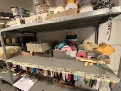 10#9748 Bobine, matasse di filo e abbigliamento intimo