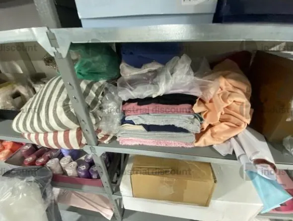 10#9748 Bobine, matasse di filo e abbigliamento intimo
