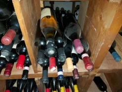 2#8228 Bottiglie di vino