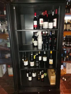2#9507 Bottiglie di vino