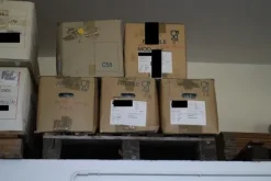 4#5816 Bottiglie e taniche per packaging