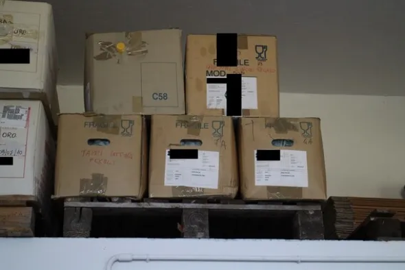 4#5816 Bottiglie e taniche per packaging