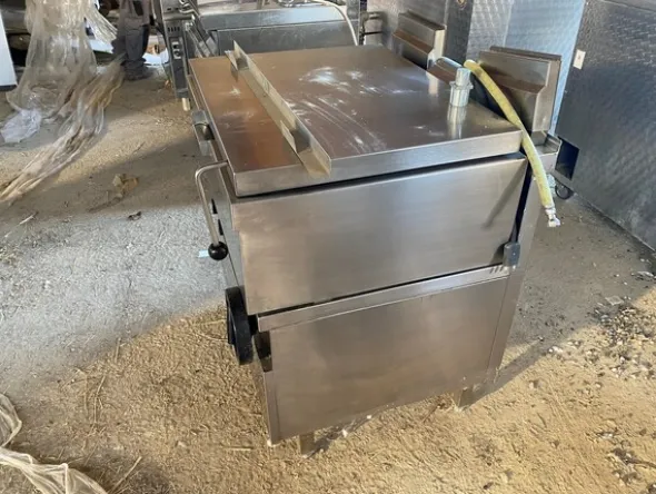 6#6890 Brasiera Optima 700 MKN
