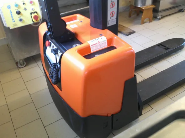 BT Toyota hw 100