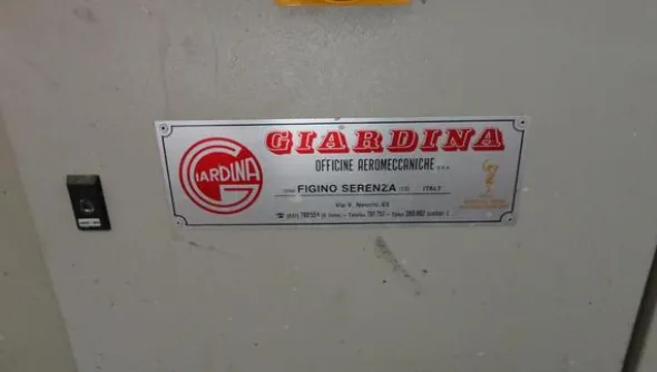 138#2759 Cabina di verniciatura Giardina