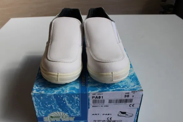 98#5240 Calzature sanitarie Safe Way PA01