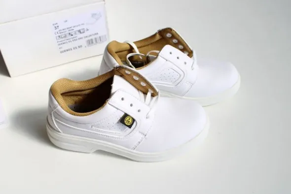 114#5240 Calzature sanitarie Safe Way P307