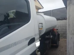 8#7657 Camion cisterna Mitsubishi Canter