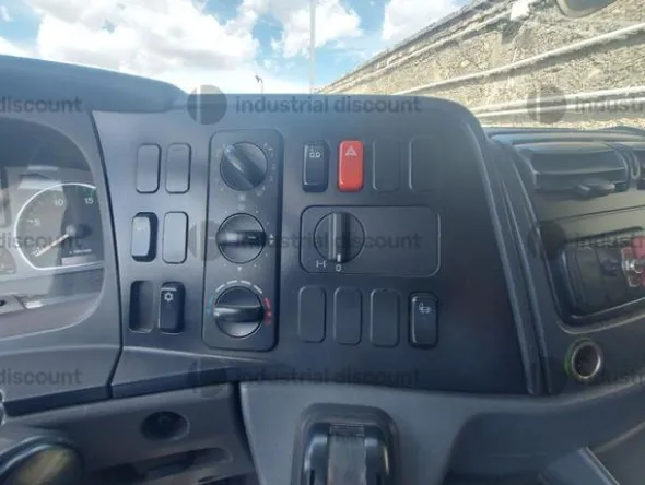 2#9656 Camion Mercedes Axor 2543