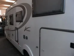 19#5884 Camper Burstner