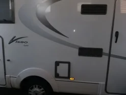 19#5379 Camper Burstner