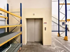#23073 Capannone commerciale con uffici abitazione e ampia area pertinenziale