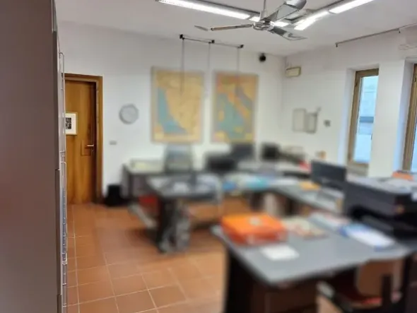 #2537314 Capannone con laboratori, magazzini e uffici