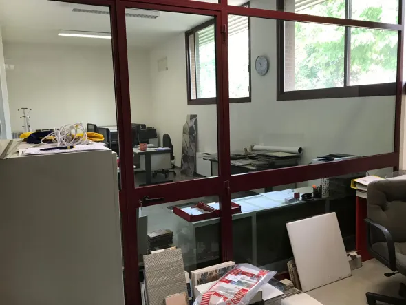 CAPANNONE CON PALAZZINA UFFICI