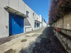 #2639020 Capannone con uffici e ampio piazzale