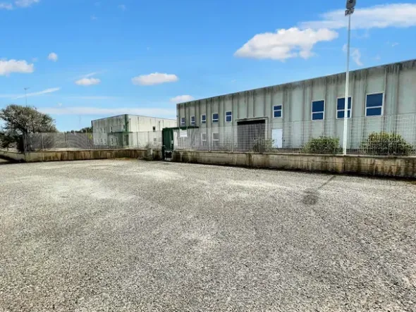 #22842 Capannone industriale ad uso deposito