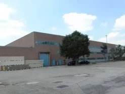 #23522 Capannone industriale con terreni