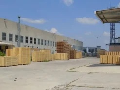 #23522 Capannone industriale con terreni