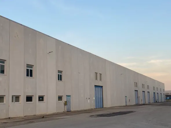 Capannone zona industriale Melfi ( PZ )