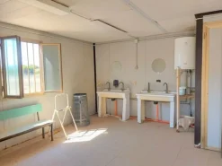#10007 Capannoni industriali con corte di pertinenza