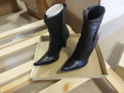 2#7749 Capi di abbigliamento e accessori