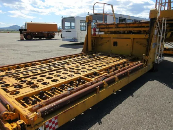 9#2740 Cargo Loader Lantis