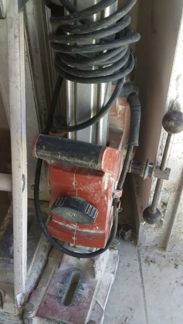19#8421 Carotatrice Hilti DD200