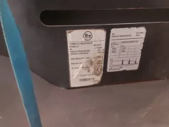 28#7675 Carrelli elevatori trilaterali BT
