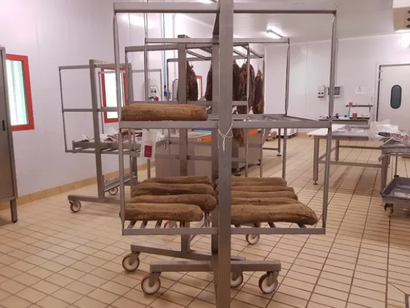 2#4631 Carrelli porta salumi