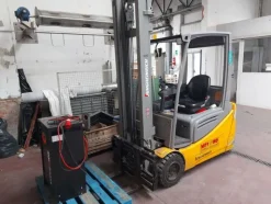 27#7909 Carrello elevatore