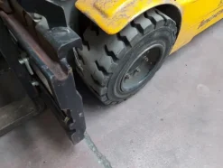 27#7909 Carrello elevatore