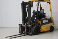 CARRELLO ELEVATORE